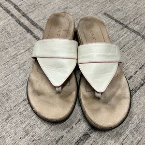 Vionic Womens Jillian Beige T-Strap Sandals Size 10